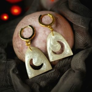 Huggie Hoop Moon Arch Earrings